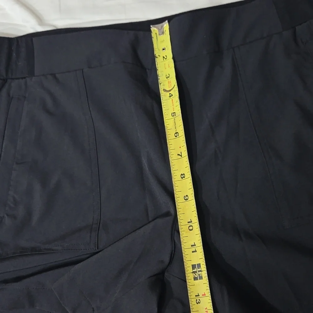Briggs Women's Black Shorts Sz 16 Elastic Band